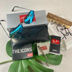 NWT RB3025 Blue Aviators Sunglasses 58mm